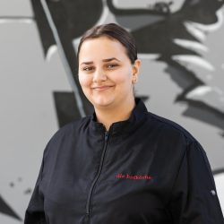 Hofkoeche-Wiesbaden-Veranstaltungskoeche-Eleni-Sapouna-Kuechenbrigade