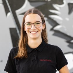 Hofkoeche-Wiesbaden-Veranstaltungskoeche-Helen-Kessler-Service